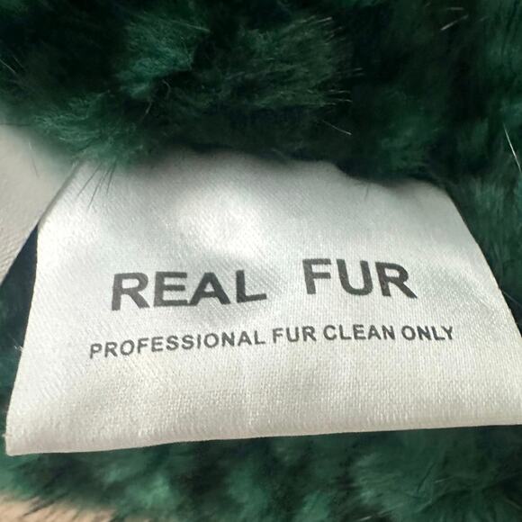 Real Fur beanie hat Green Poms - Picture 4 of 6